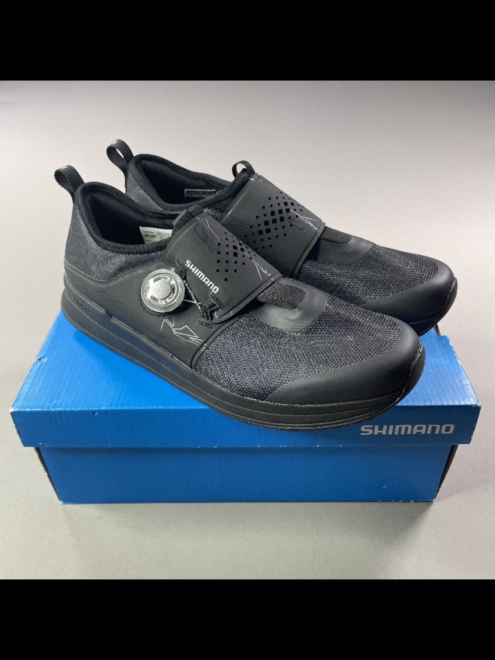 NEW Shimano Cycling Shoes Womens 8.5 black IC3 indoor bike dynalast gym sports